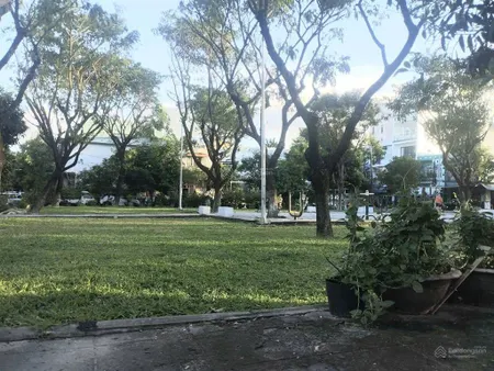 Bán lô đất mt mỹ an 3 đối diện công viên