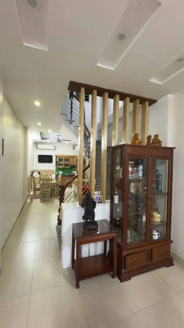 Bán Nhà! Đội Cấn,10m ra Phố,full Nội Thất,DT: 44m2 x 5Tầng,Giá: 9.1 tỷ Ba Đình