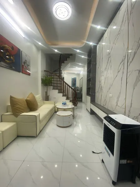 Nhà Đẹp! Thanh Nhàn,Ngõ Nông,full Nội Thất,DT: 28m2 x 5Tầng,Giá: 6.9 tỷ Hai Bà Trưng