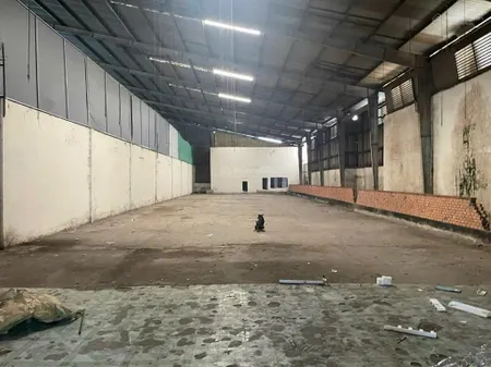 Xưởng 1000m2 đường trường chinh quận tân phú / gần kcn tân bình