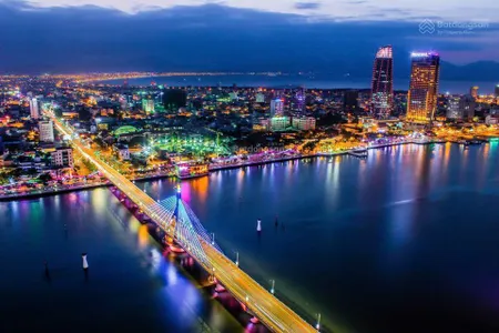 Bán căn góc 3pn, tầng cao diện tích 188m2, full nội thất, view trực diện sông hàn siêu đẹp, sổ sẵn