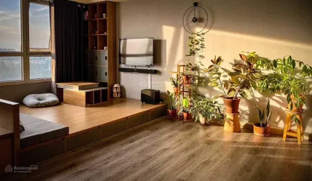 Cần bán căn góc 112m2 chung cư the eastern có ban công, nội thất đẹp, giá 4 tỷ