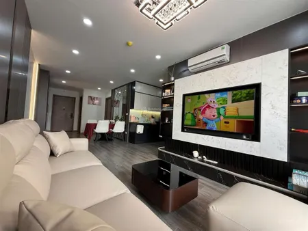 Bán căn chung cư 87 3 phòng ngủ góc giá 6 tỷ 6 bao phí