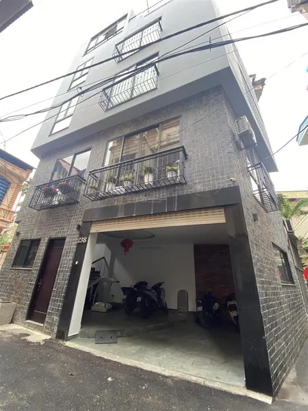 Bán căn hộ mới xây, cho thuê kín phòng, cách phố 10m, ngõ rộng thông trung tâm tây hồ