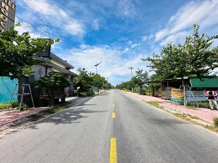 Bán 11.5m đất đất mặt tiền Nguyễn Du - Tân Phước - LaGi giá ngộp 500tr/m ngang