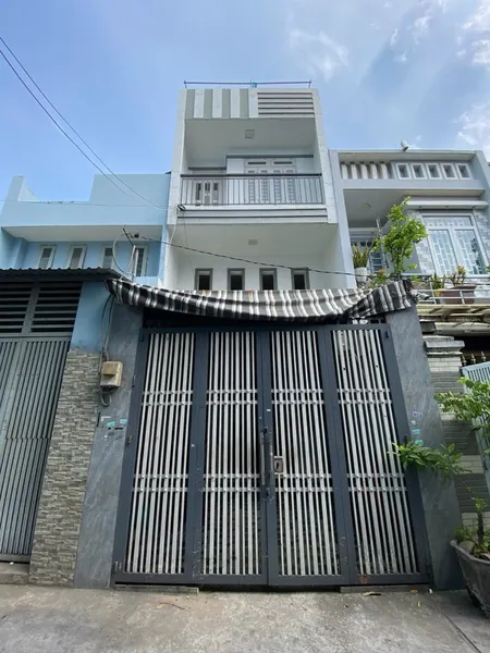 Nhà 4 Tầng, Hẻm ôtô - DT: 4x17= 68m² , giá 6.4 tỷ Phường BHHA, Bình Tân.