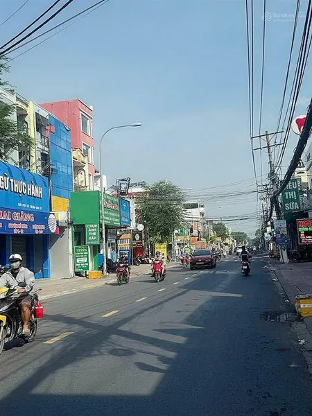 Bán nhà cấp 4 mặt tiền trần thị năm dt 4x31 công nhận 125 m hướng nam giá 8.7 ty 0919 147 ***
