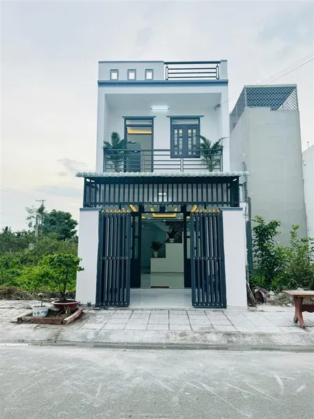 Cần tiền cho con đi du học bán căn nhà cát tường phú sinh giá 1.7tỷ dt 4*14.3m. 039826568
