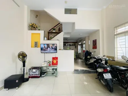Bán nhà hẻm xe hơi lê văn sỹ phú nhuận