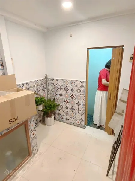 Bán nhà 3 tầng tại trung tâm quận 10, sổ hồng riêng giá chỉ 1,7 tỷ