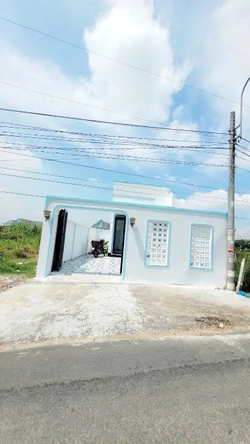 Nhà cấp 4 mới xây. đường nhựa, xã Phước Lâm, Cần Giuộc dt 136m2 2pn 2wc giá 2,2 tỷ
