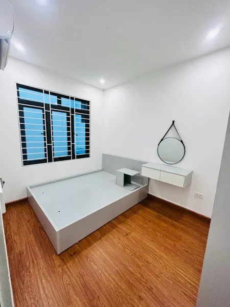 HOÀNG SÂM NHÀ MỚI NGÕ ĐẸP GẦN PHỐ FULL NỘI THẤT 34m2 4 tầng mt 3.7m Giá 7.35 tỷ