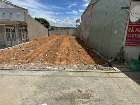 Mặt tiền đường Thống nhất, xã Đức Trọng Ngang 7m giá chỉ 3950