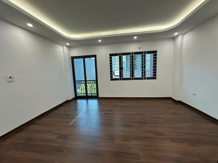 BÁN NHÀ BỒ ĐỀ – 6 TẦNG THANG MÁY – FULL NỘI THẤT – GIÁ CHỈ 9.1 TỶ