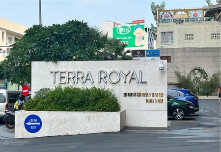 Bán căn hộ terra royal quận 3 diện tích58m tầng 15 kết cấu 2 phòng ngủ 1 wc giá 6,8tỷ