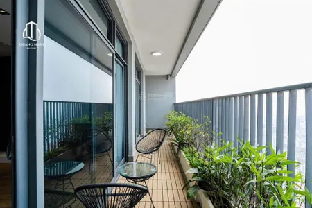 Quỹ căn chính chủ đã có nội thất vào ở luôn, tầng đẹp view thoáng, hỗ trợ vay, có slot xe dưới hầm.