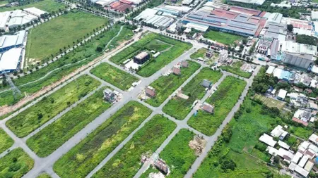 Cần bán lô đất KDT Đông Bình Dương, TP Dĩ An trục đường chính (30m) D7 , DT 110M2