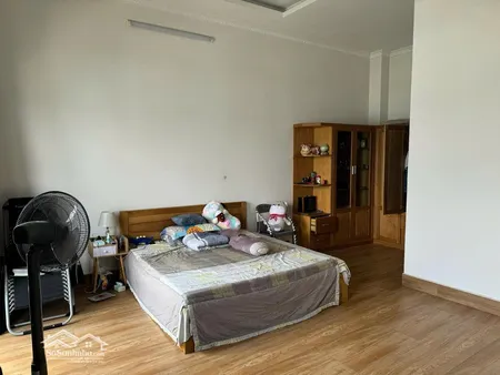 Bán Biệt Thự Mặt Tiền đường Lê Thị Trung - P.bình Chuẩn - Tp.thuận An. Dt 290m2