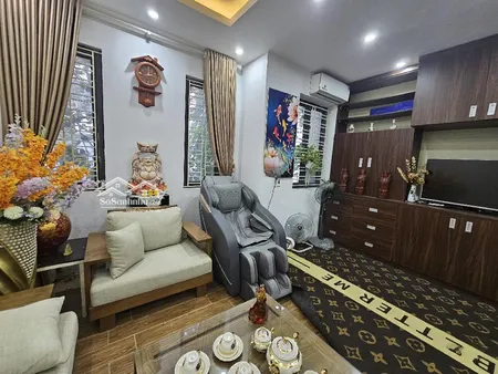 Phân Lô Vỉa Hè Sát Chợ Văn La 54m2, 5tầng,mt5.2m.giá 15.8tỷ