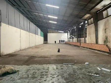 Xưởng 1000m2 đường Trường Chinh Quận Tân Phú / Gần Kcn Tân Bình