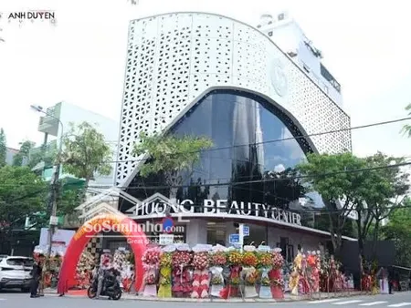 Bán Lô Góc 2mt đường 10.5m Tiểu La, Vị Trí đắc địa Kinh Doanh Sầm Uất . Dt 161m2 Ngang 8.9m