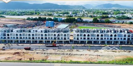 Cần Bán Lô đất 5*16m Giá 2.5 Tỷ Có Sổ Sẵn