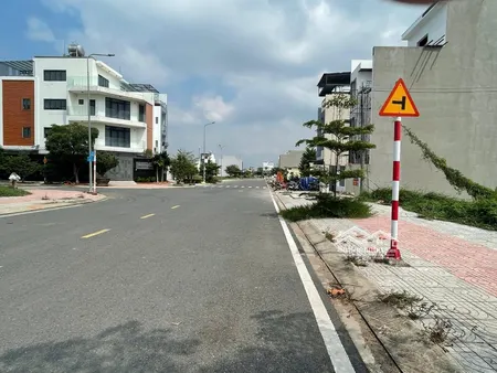 Chính Chủ Cần Bán Nền đất Kdc Thanh Nhựt đường 20m Giá 5x. Tr/m2 Nhanh Tay đầu Tư Xây ở