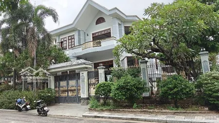 Bán Biệt Thự 4 Tầng (10.5 X 22m) - 5pn - đường 10m - Khu Vip Tên Lửa 2 Sổ Riêng Chỉ 21. Tỷ Shr