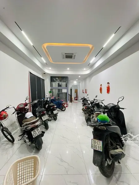 Bán Nhà Mặt Phố Hồ Tùng Mậu - Cầu Giấy Vỉa Hè Kinh Doanh 2 Thoáng 70m 6tầng Thang Máy 24.x Tỷ