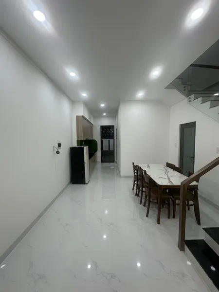 Cho Thuê Biệt Thự 5pn, 5wc Tại Sun Casa Central, 18 Triệu, 100m2, Tân Uyên, Bình Dương