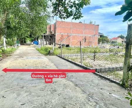 Chính Chủ Gửi Bán Lô đất Bê Tông Chính Kẹp Bờ đất Rộng Hơn 2m,điện Ngọc,đà Nẵng-gần Fpt-gần Biển.