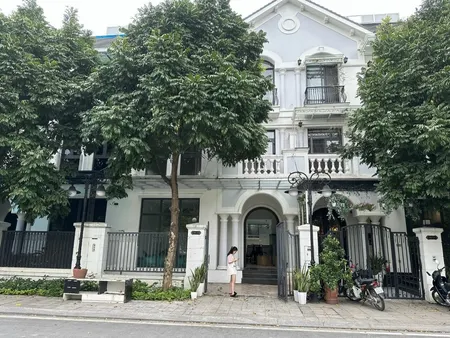Liền Kề Sao Biển 103m2 Xây Lớn Có Sân Vườn. Chủ Cần Bán Gấp Tại Vinhomes Gia Lâm