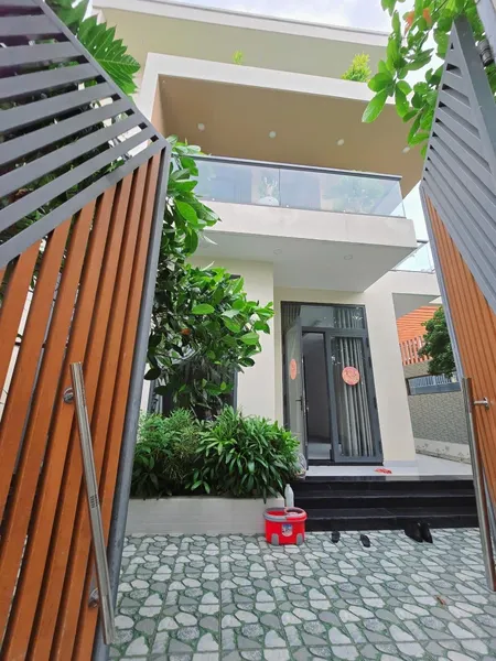 Biệt Thự 1 Trệt 2 Lầu 10x20m 4 Phòng Kdc 6b T30 Phạm Hùng. Giá 35 Triệu