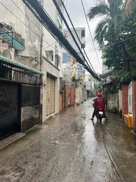 Bán Nhà Khu Kiều đàm - Hẻm 793 Trần Xuân Soạn. 44m2 - 4pn - Tiện ích Vô Vàn. Giáp Quận 1. Giá 8,6ty