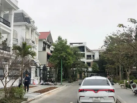 Bán Nhà Khu Phân Lô Việt Hưng Long Biên Dt Rộng 100m2,mt Khủng 6m,vỉa Vè, ôtô Tránh,kinh Doanh đỉnh