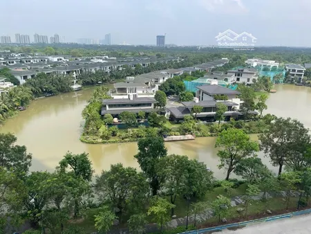 Cần Bán Căn 2 Ngủ Skyforest Tầng 20 Diện Tích 74m View Btđ Giá 5.75 Tỷ Bao Phí
