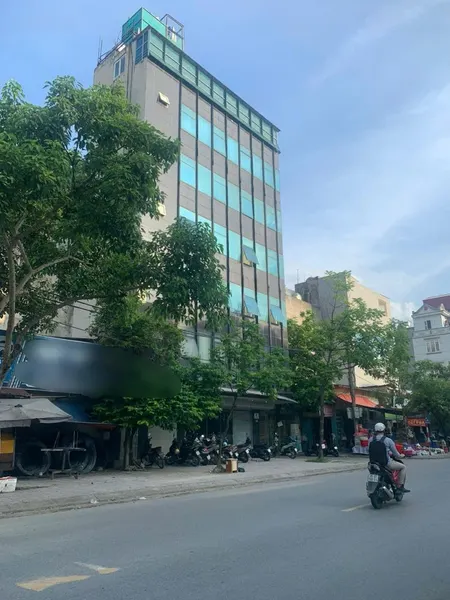 Bán Tòa Nhà 398m Văn Phòng Hạng A Mặt Phố Nguyễn Văn Huyên- Dòng Tiền 700tr/th-11 Tầng-395 Tỷ