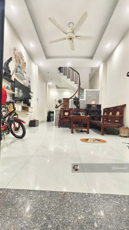 Bán Nhà đường Quán Chảy, đồng Nhân, đồng La, Hoài đức, Phân Lô, ô Tô đỗ Cửa, 36mx4 Tầng, 4.7 Tỷ