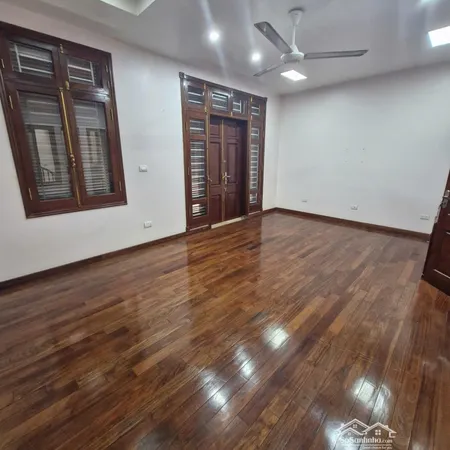 Cho Thuê Nhà Lk Nguyễn Cảnh Dị - đại Kim, Dt 60m*5 Tầng, đường Rộng 9m, Oto đỗ Trong Nhà, Giá 16tr