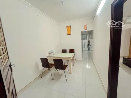 Bán Tập Thể - đôi Cấn- Ba đình - ô Tô đỗ Tận Cửa -nhà đẹp -2 Ngủ