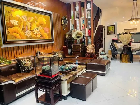 Phú Thượng- Nhà Dân Xây ở Ngay - Chủ Xây Tâm Huyết - Nội Thất Xịn Sò - Bạt Ngàn Tiện ích