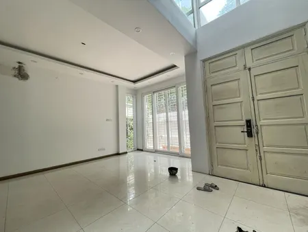 Siêu Phẩm Biệt Thự Mễ Trì Hạ 135m 4 Tầng Mt 7.6m Kinh Doanh Tiện ích Công Năng đầy đủ Giá Chỉ 46 Tỷ