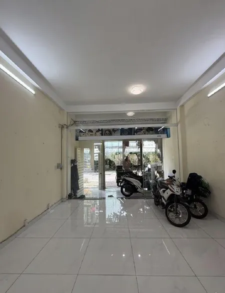 Mặt Tiền 5 Nhân 17m, Huỳnh Văn Nghệ P12, Gò Vấp, Sổ Vuông đẹp. Giá 11,999 Tỷ Tl. Tuấn