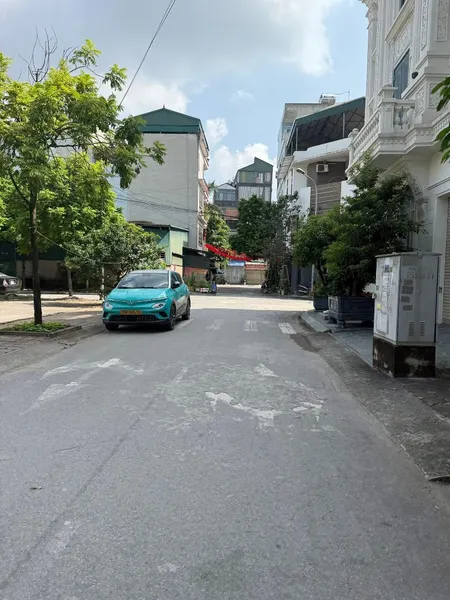 Bán 40m đất Phân Lô Lưu Phái, Ngọc Hồi