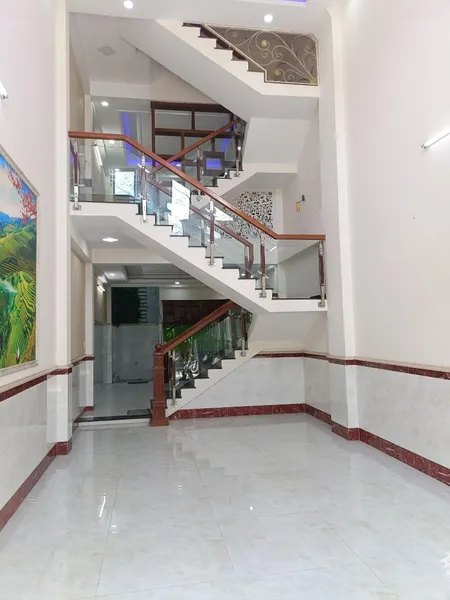 Nhà 4 Tầng, Sổ Hồng Riêng, đường ô Tô, Hàng Xóm đều Nhà Cao Tầng, Phường Tân Chánh Hiệp, Q12.