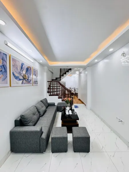 Nóng Bỏng Tay! Nhà Riêng Vương Thừa Vũ, Thanh Xuân 40m 5t, Mặt Ngõ Thông, Nhà ở Ngay. Giá 8.2 Tỷ