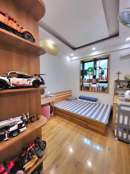 Bán căn hộ Nam Trung Yên Nguyễn Chánh 45.9m², 2PN, full tiện ích – giá 4.1 tỷ