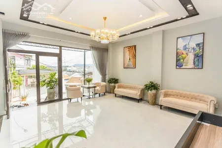 Cần Bán Căn Homestay Mới Keng đường Nguyễn đình Chiểu, đà Lạt đường ô Tô Né Nhau