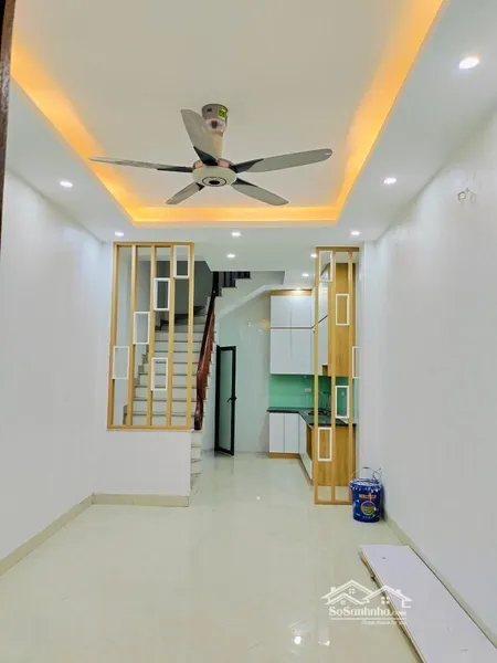 Chỉ Hơn 4 Tỷ Có Nhà ở Ngay Ngõ 18 định Công Thượng 25m2 , đầy đủ Nội Thất, Ngõ Thoáng, 30m Ra ô Tô