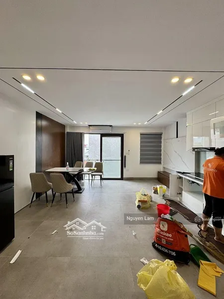 *hiếm* Nhỉnh 7 Tỷ Nhà 6 Tầng - Thang Máy - ô Tô Vào Nhà Tại Thạch Bàn. Giá Thương Lượng